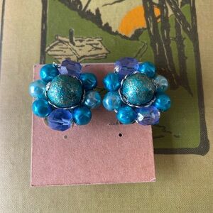 Vintage Clip On Cluster Earrings Marked Japan Beautiful Blue! Excellent!